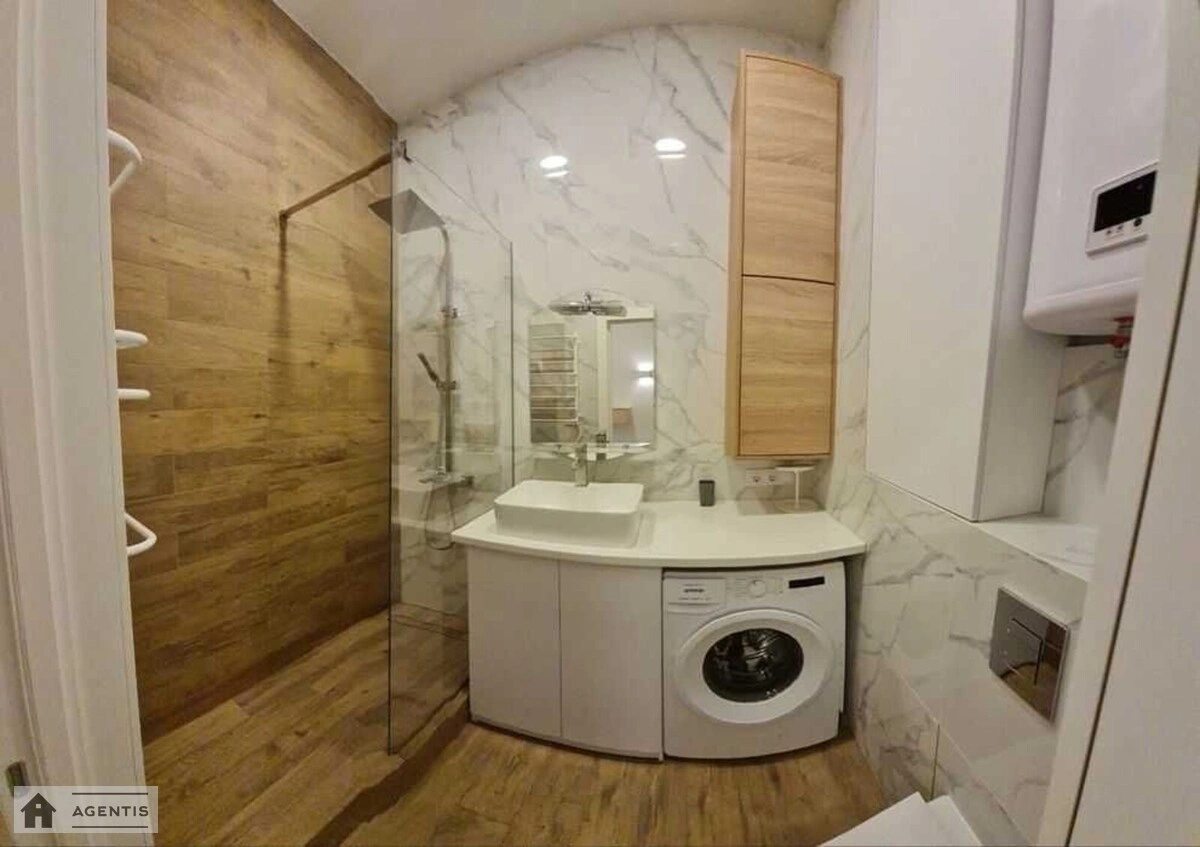 Apartment for rent. 2 rooms, 52 m², 7th floor/9 floors. 42, Dragomanova 42, Kyiv. 