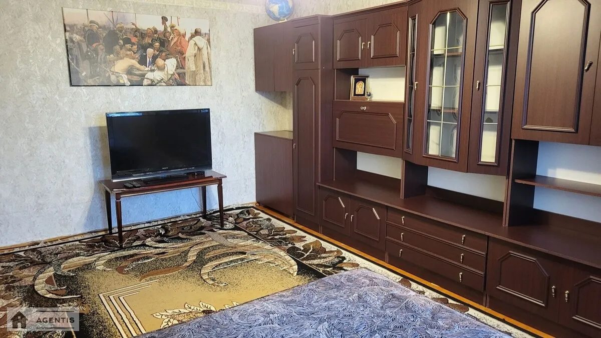 Apartment for rent. 1 room, 38 m², 3rd floor/12 floors. 46, Vadyma Hetmana vul., Kyiv. 