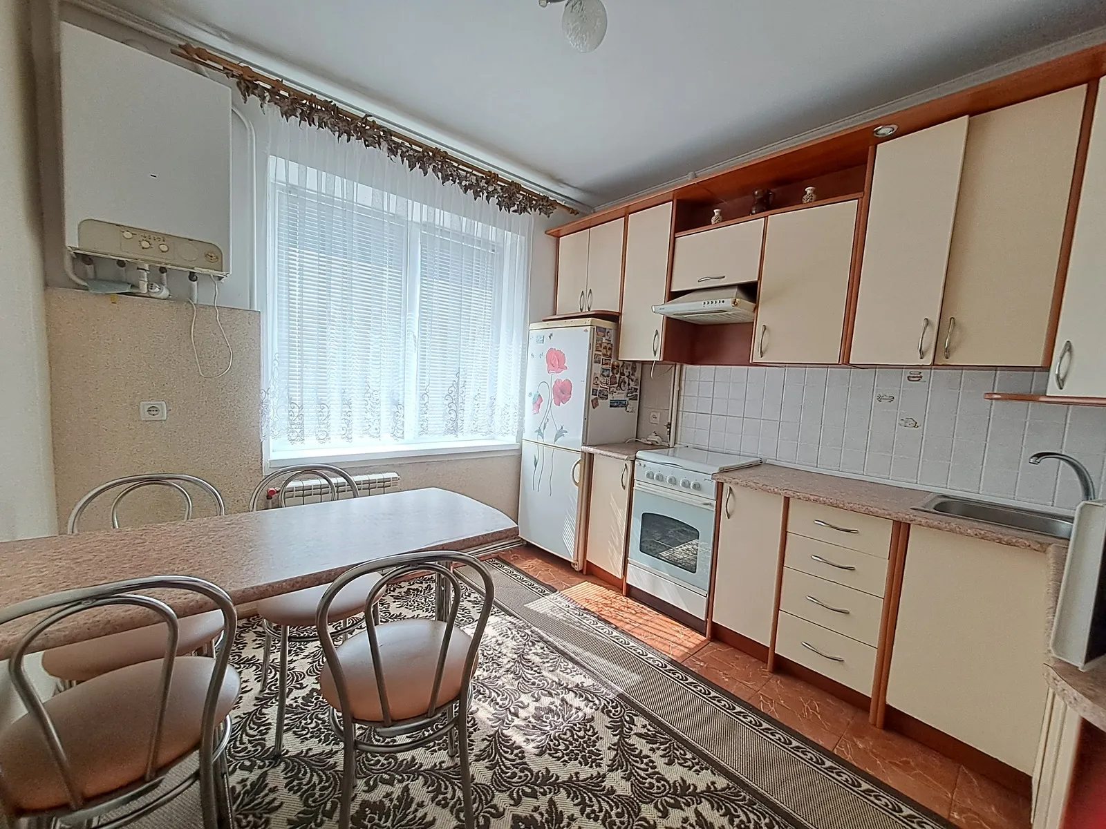 Продаж квартири 2 кімнати, 497 m², 8 пов./9 поверхів. Корольова С. вул., Тернопіль. 