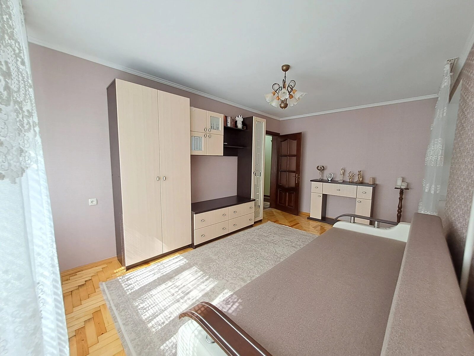 Продаж квартири 2 кімнати, 497 m², 8 пов./9 поверхів. Корольова С. вул., Тернопіль. 