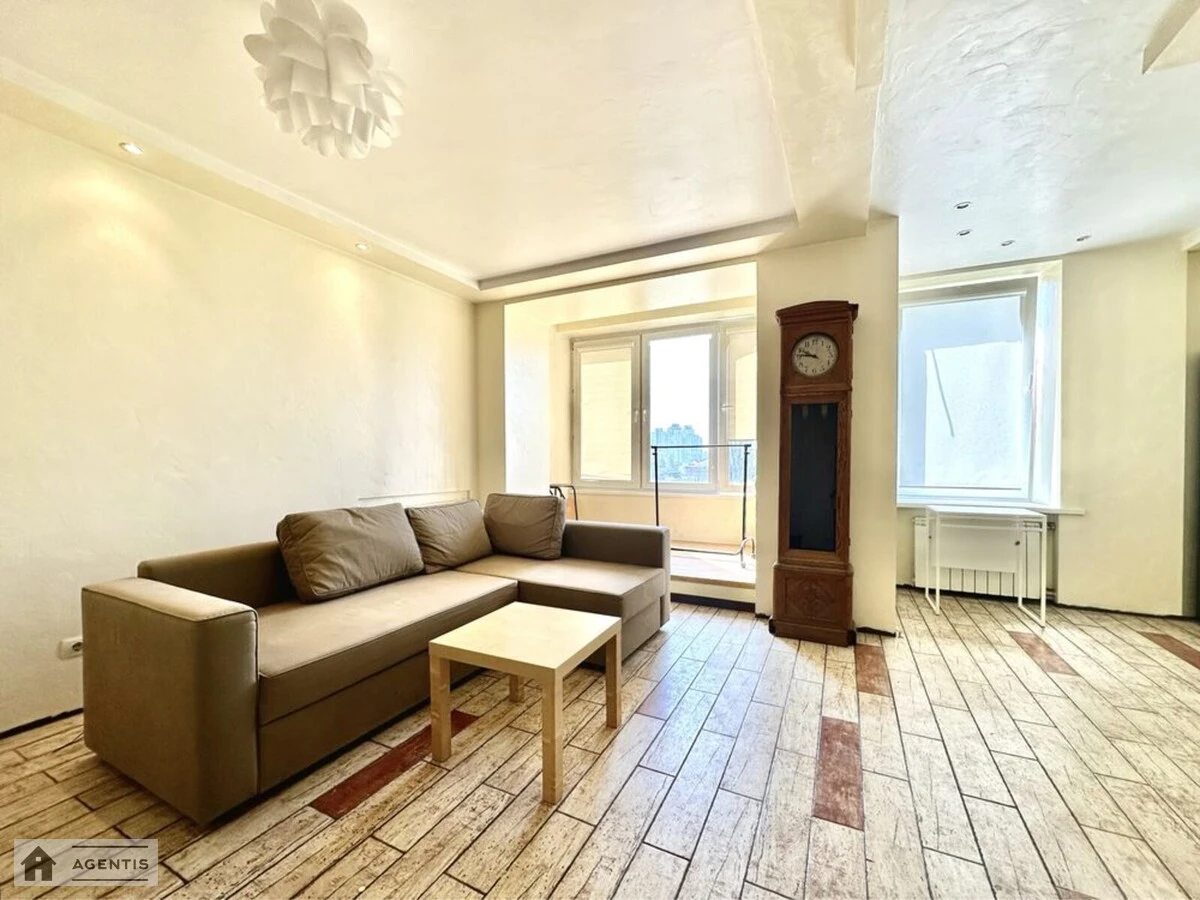 Apartment for rent. 1 room, 34 m², 5th floor/9 floors. 36, Lesi Ukrayinky 36, Kyiv. 