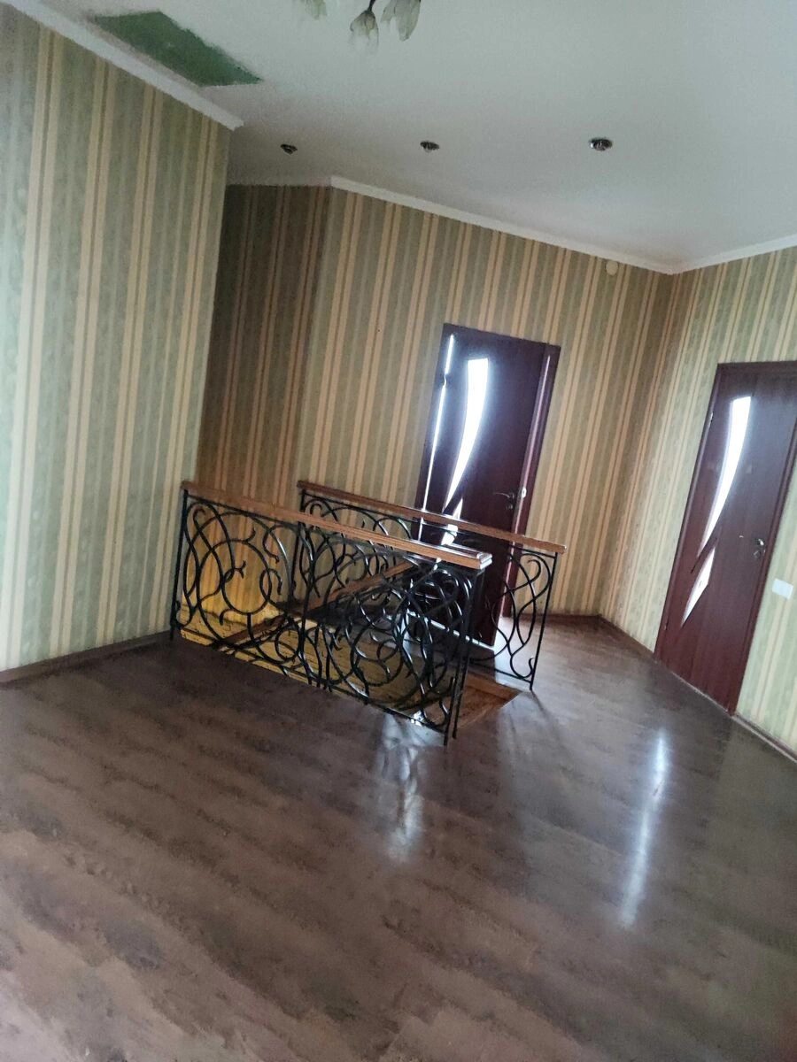 Продам гарний будинок в Соколовці біля Жадова.