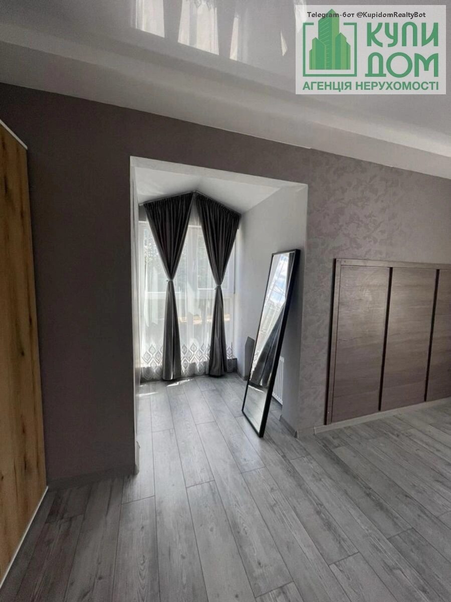 Продаж будинку 170 m², 2 поверхи. 77, Київська вул., Кропивницький. 