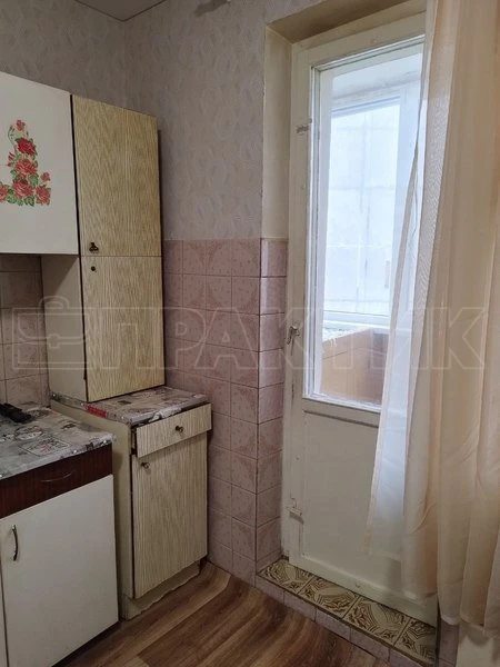 Apartments for sale. 1 room, 412 m². Nezalezhnosti vul. 14, Chernihiv. 