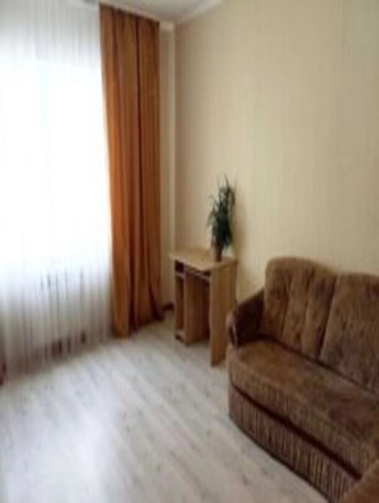 Продаж квартири. 1 room, 51 m², 6th floor/10 floors. 30, Молодіжна , Вишневе. 