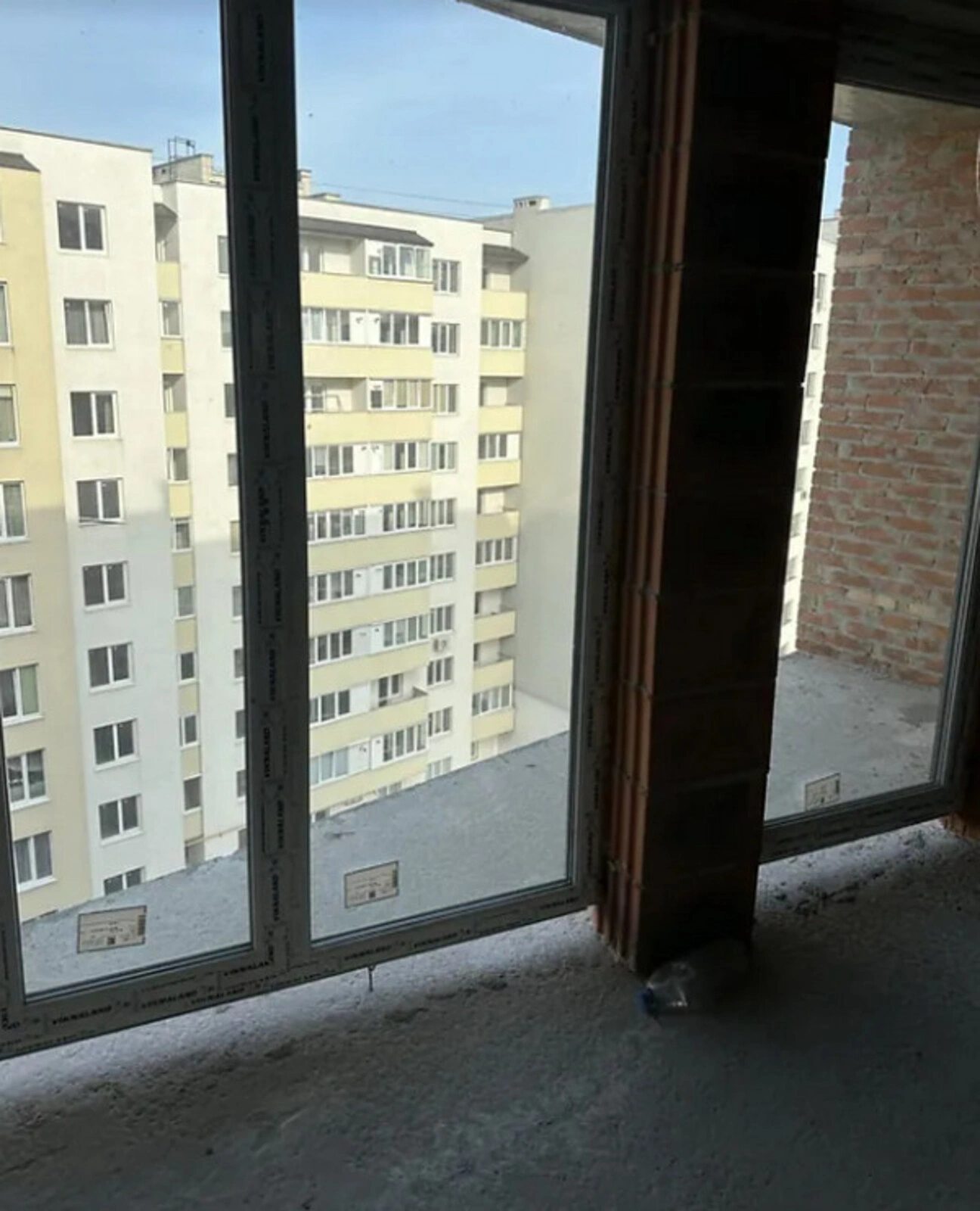 Продаж квартири. 1 room, 46 m², 10th floor/13 floors. Бам, Тернопіль. 