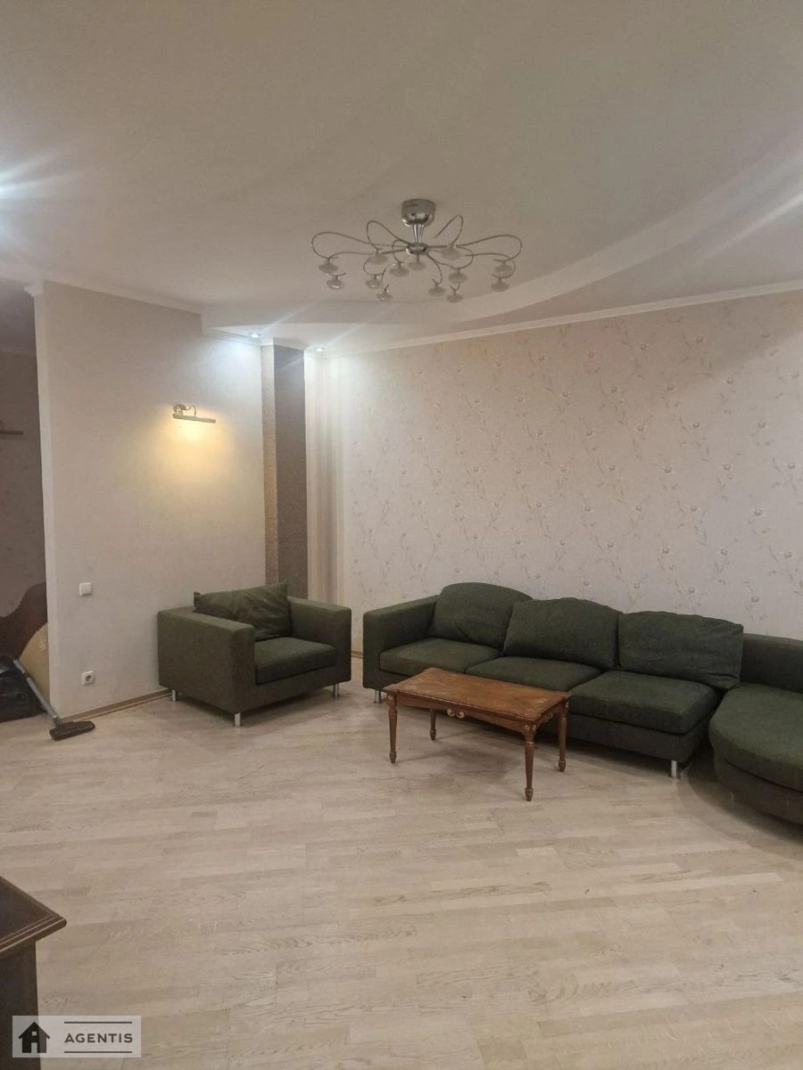 Apartment for rent. 3 rooms, 150 m², 8th floor/16 floors. 32, Yevhena Konovaltsya vul. Shchorsa, Kyiv. 