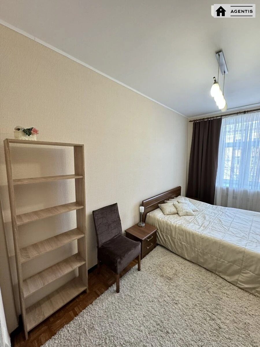 Сдам квартиру. 2 rooms, 47 m², 5th floor/7 floors. 2, Пирогова 2, Киев. 