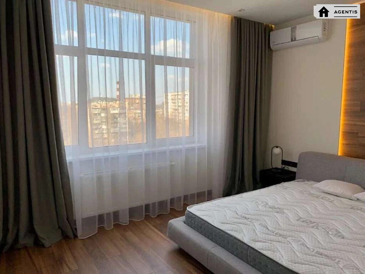Apartment for rent. 1 room, 90 m², 8th floor/24 floors. 32, Glybochytcka 32, Kyiv. 