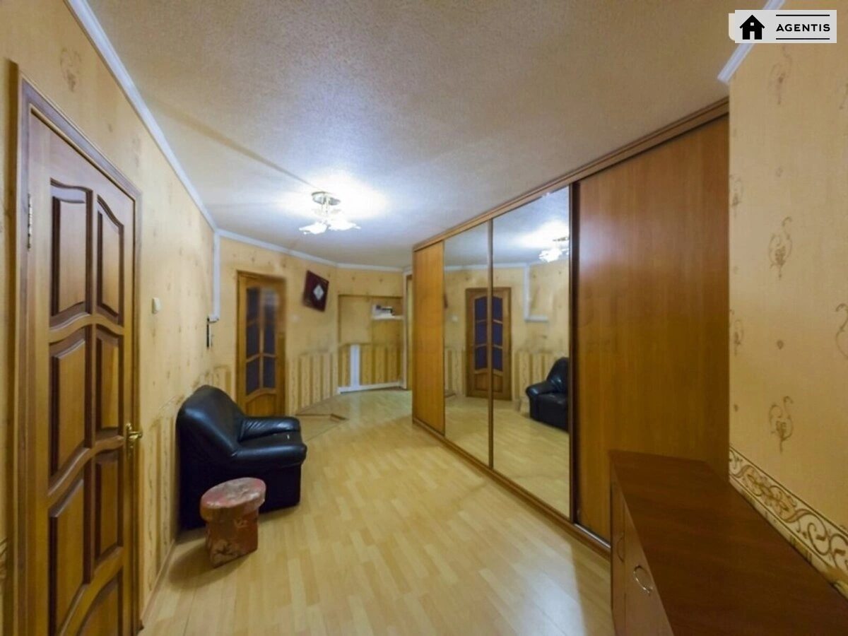 Apartment for rent. 4 rooms, 194 m², 19 floor/23 floors. 140, Antonovycha vul. Horkoho, Kyiv. 