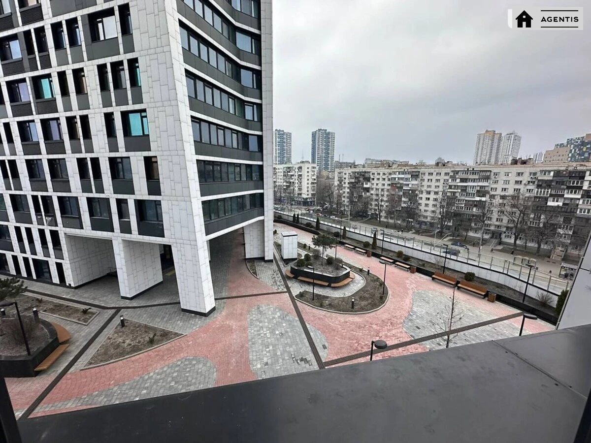 Apartment for rent. 3 rooms, 98 m², 8th floor/36 floors. 11, Beresteyskyy prosp. Peremohy, Kyiv. 