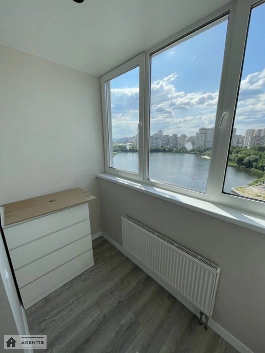 Apartment for rent. 2 rooms, 47 m², 14 floor/19 floors. Revutckogo, Kyiv. 