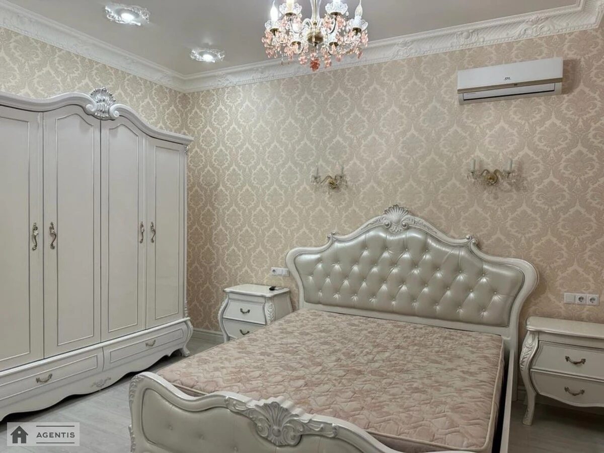 Apartment for rent. 2 rooms, 96 m², 4th floor/24 floors. 44, Yevhena Konovaltsya vul. Shchorsa, Kyiv. 