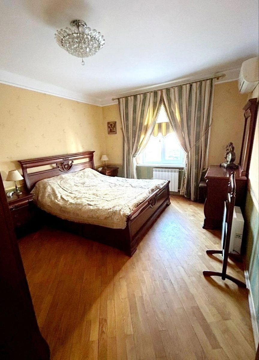Apartment for rent. 2 rooms, 67 m², 6th floor/15 floors. 8, Fedora Ernsta vul., Kyiv. 