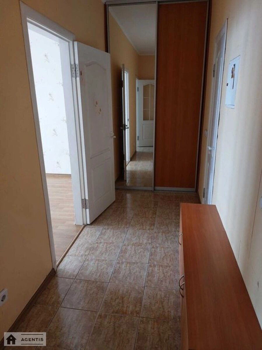 Apartment for rent. 1 room, 43 m², 22 floor/25 floors. Svyatoshynskyy rayon, Kyiv. 