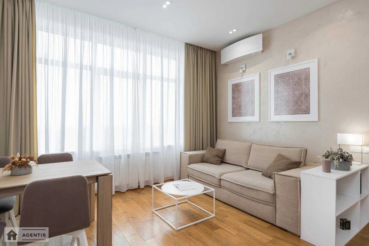 Apartment for rent. 2 rooms, 50 m², 23 floor/30 floors. 17, Andriya Verkhohlyada vul. Mykhayla Drahomirova, Kyiv. 
