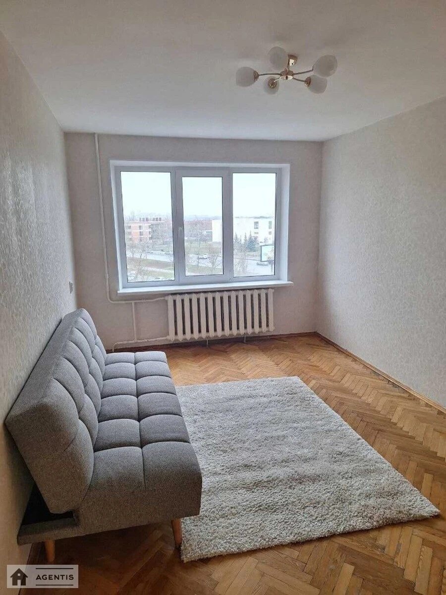 Apartment for rent. 3 rooms, 62 m², 6th floor/9 floors. 9, Volodymyra Ivasyuka prosp. Heroyiv Stalinhrada, Kyiv. 