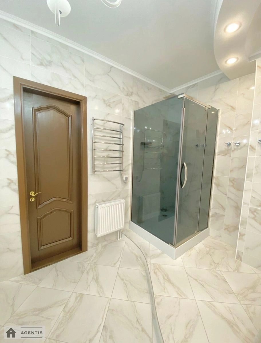 Apartment for rent. 4 rooms, 170 m², 5th floor/9 floors. 45, Turgenyevska 45, Kyiv. 