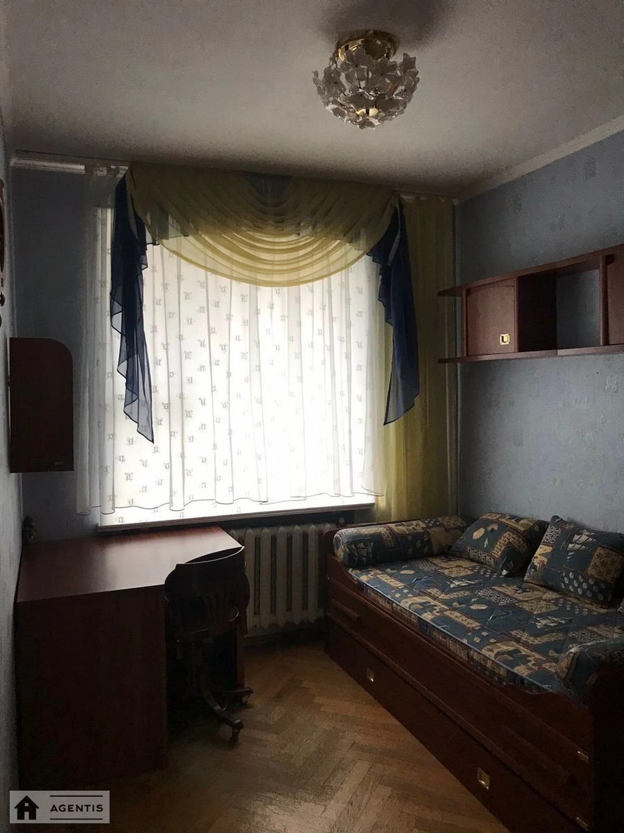 Здам квартиру. 5 rooms, 120 m², 2nd floor/10 floors. 4, Верхня 4, Київ. 