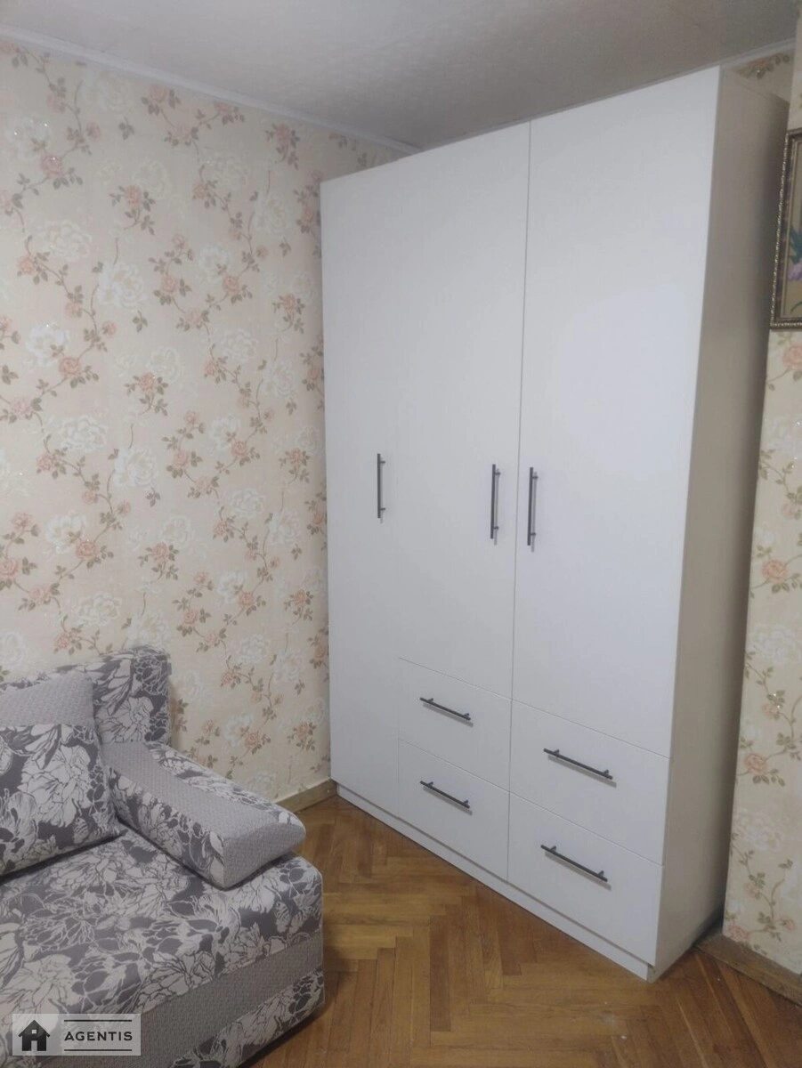 Здам квартиру. 2 rooms, 45 m², 8th floor/9 floors. Дніпровський район, Київ. 