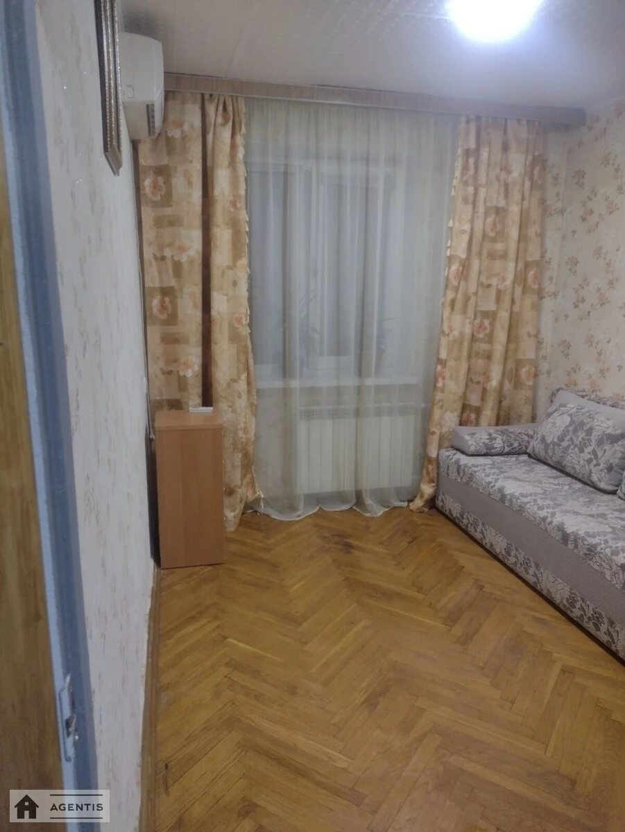 Apartment for rent. 2 rooms, 45 m², 8th floor/9 floors. Dniprovskyy rayon, Kyiv. 