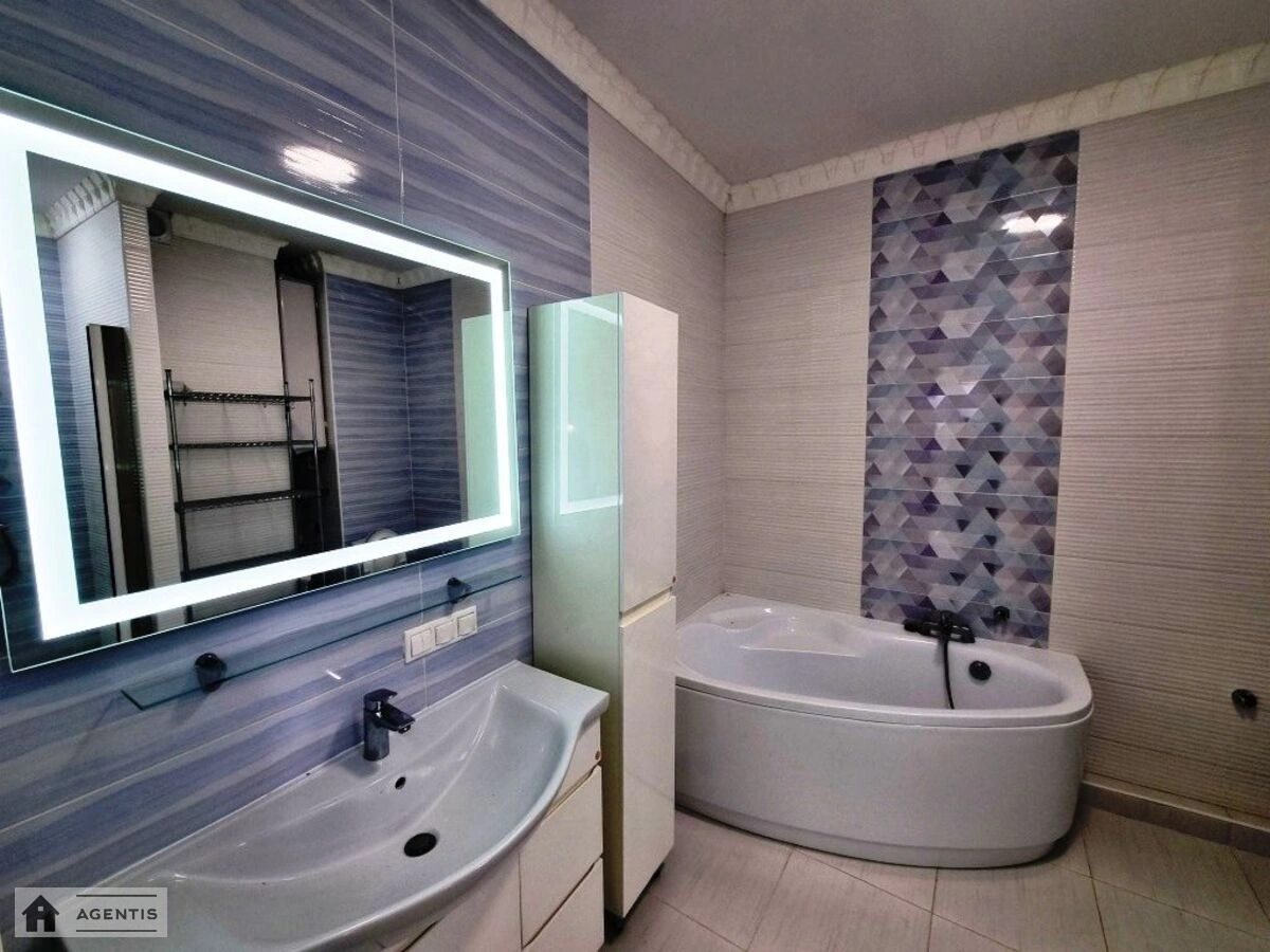 Apartment for rent. 3 rooms, 100 m², 11 floor/47 floors. 7, Klovskiy 7, Kyiv. 