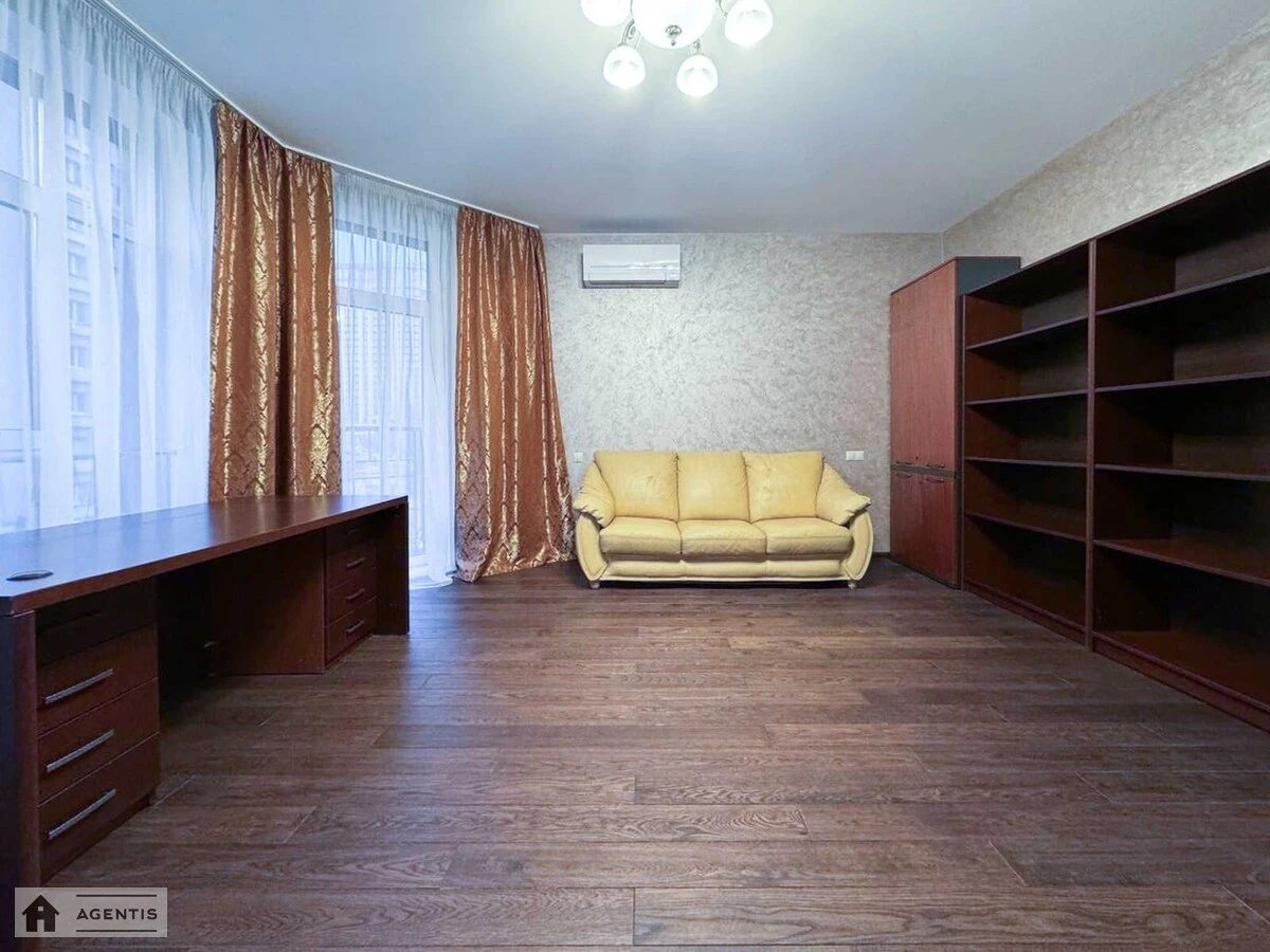 Здам квартиру. 2 rooms, 88 m², 3rd floor/7 floors. 48, Казимира Малевича вул., Київ. 