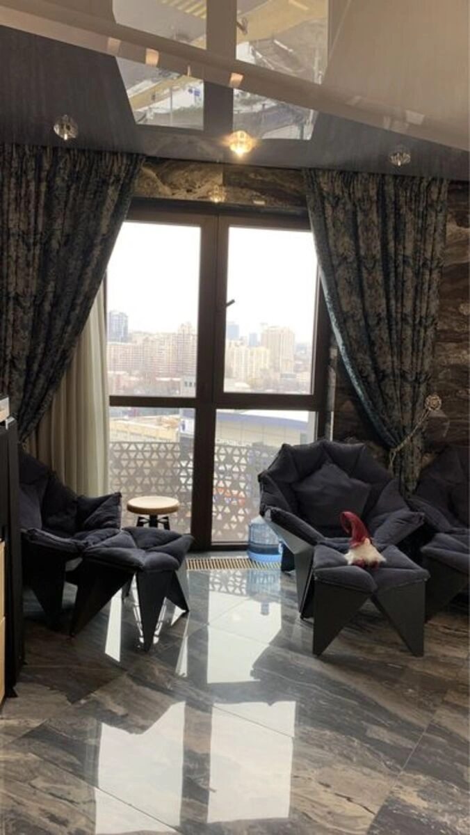 Apartment for rent. 3 rooms, 101 m², 10th floor/26 floors. 16, Mytropolyta Vasylya Lypkivskoho vul. Urytskoho, Kyiv. 