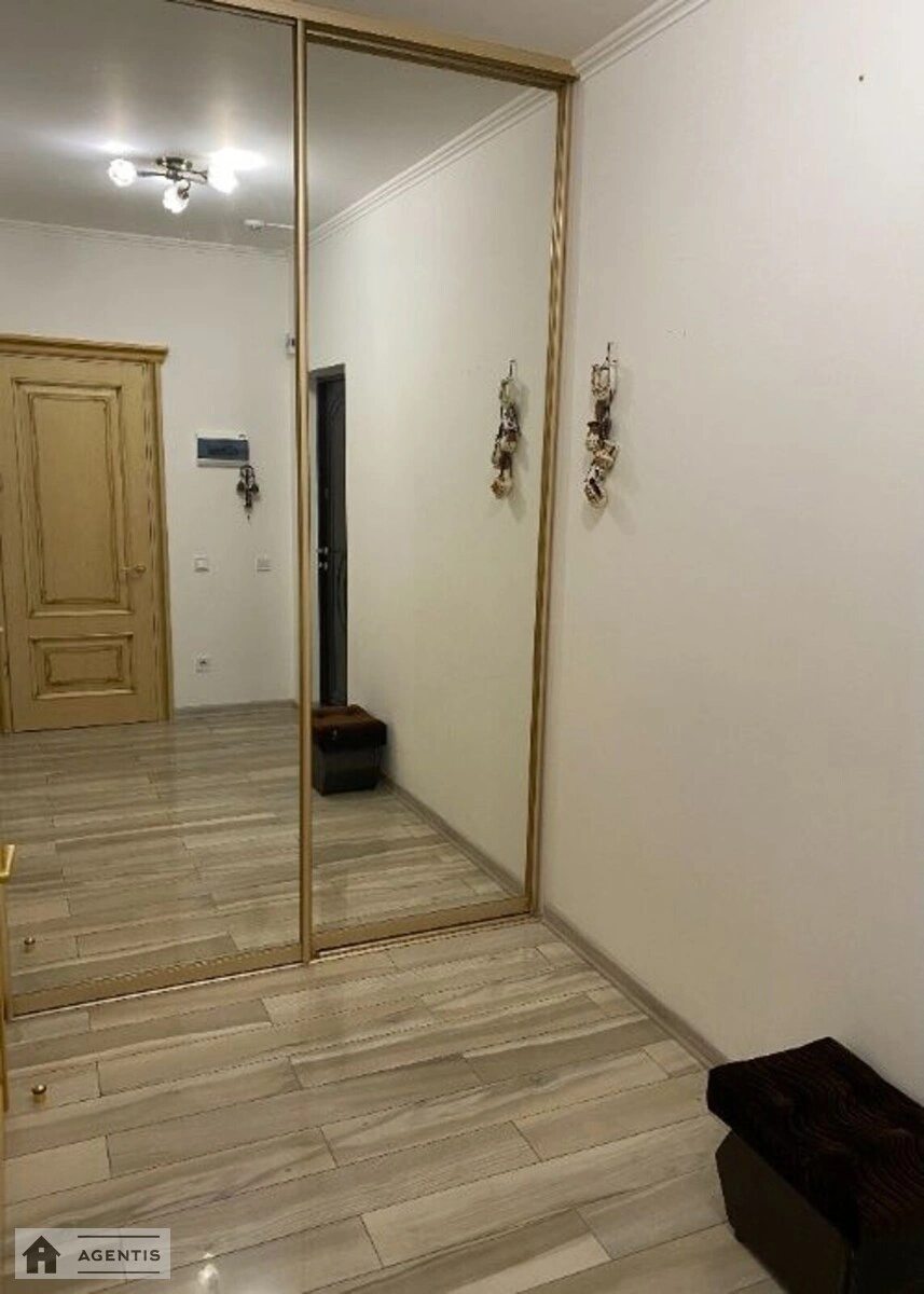 Apartment for rent. 1 room, 41 m², 17 floor/25 floors. 245, Kyyivska , Brovary. 
