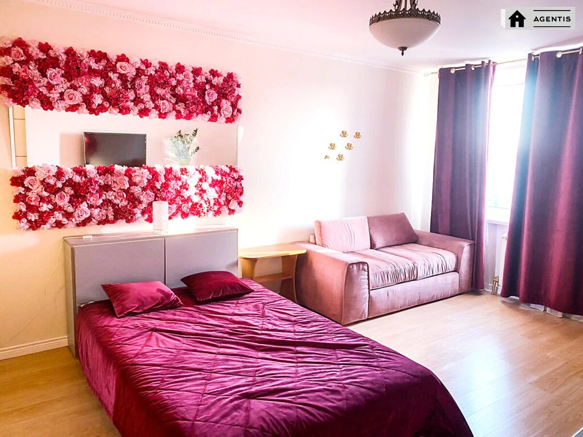 Apartment for rent. 1 room, 54 m², 19 floor/25 floors. 14, Feodosiyskiy 14, Kyiv. 