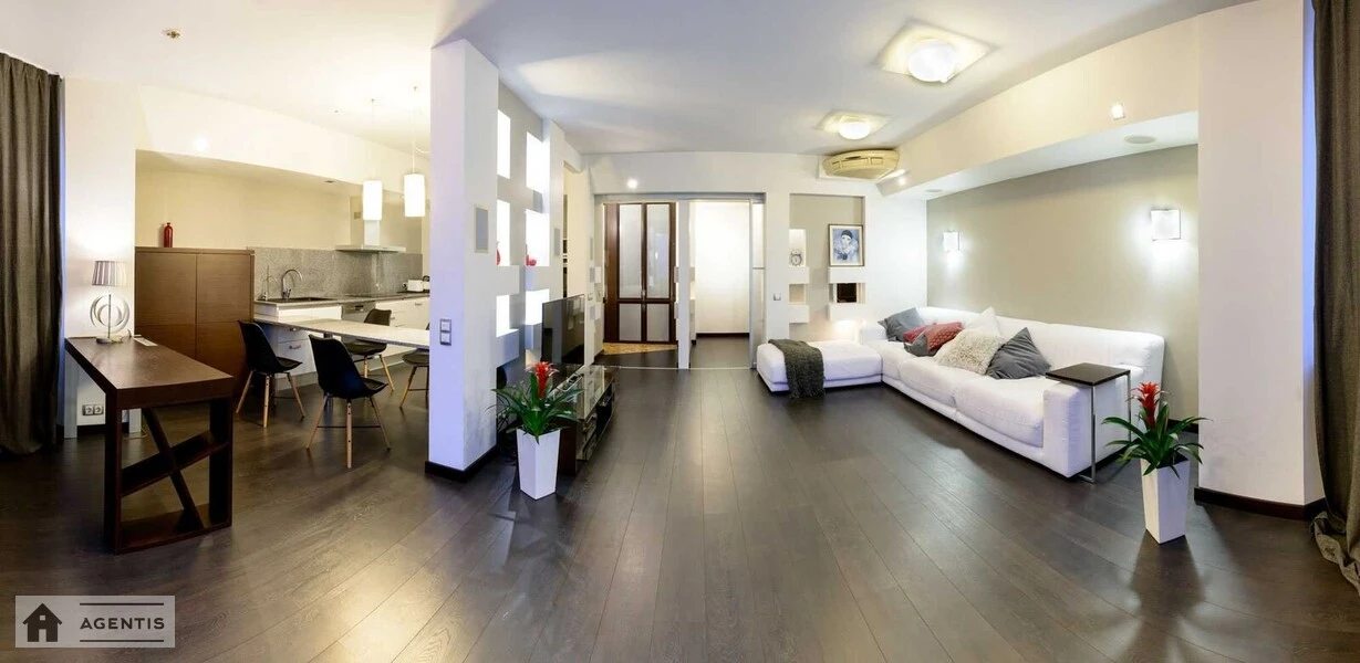 Apartment for rent. 3 rooms, 120 m², 11 floor/24 floors. 2, Pavla Tychyny prosp., Kyiv. 