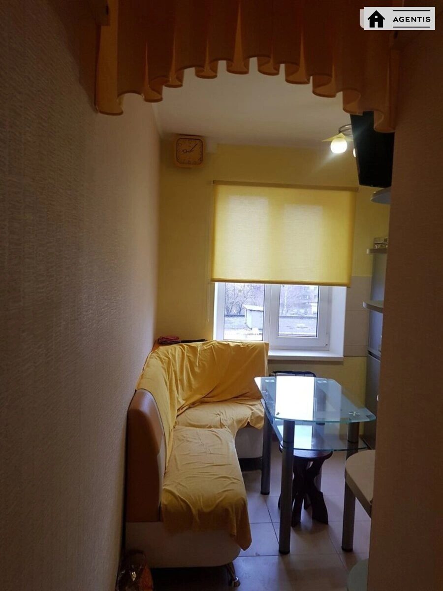 Apartment for rent. 1 room, 36 m², 5th floor/9 floors. 8, Zholudyeva 8, Kyiv. 