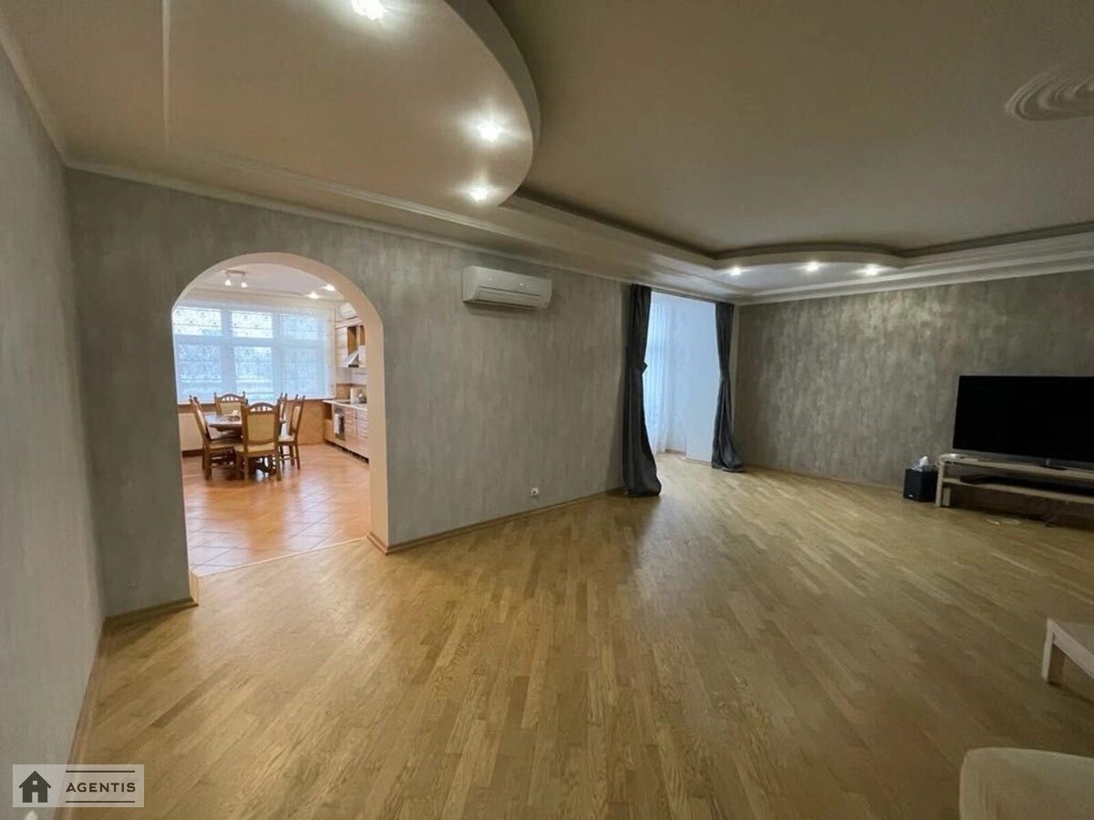 Apartment for rent. 4 rooms, 176 m², 3rd floor/11 floors. 14, Patorzhynskogo 14, Kyiv. 