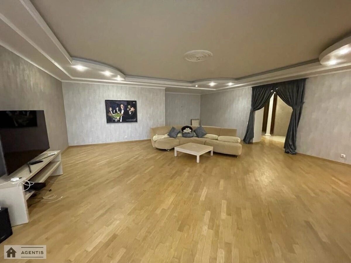 Apartment for rent. 4 rooms, 176 m², 3rd floor/11 floors. 14, Patorzhynskogo 14, Kyiv. 