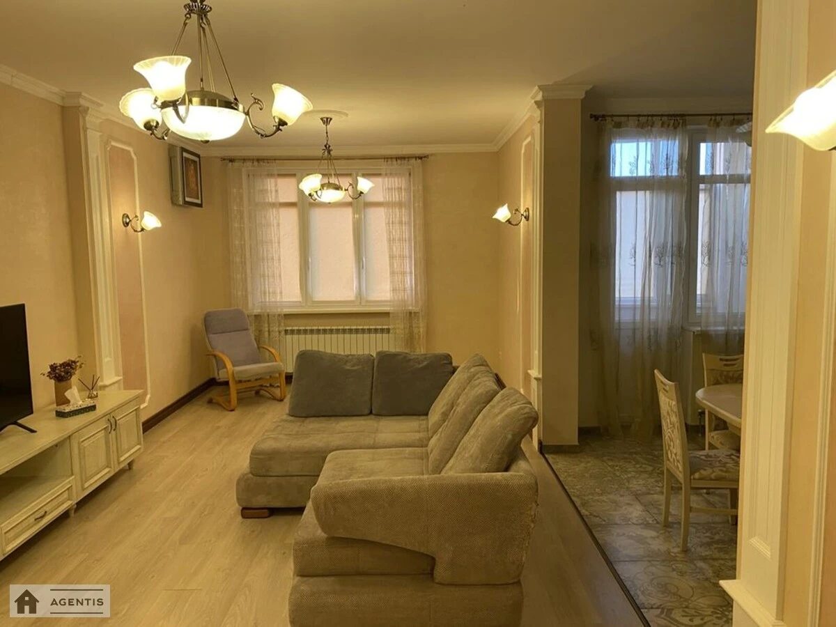 Apartment for rent. 2 rooms, 100 m², 17 floor/24 floors. 8, Preobrazhenska vul. Ivana Klymenka, Kyiv. 