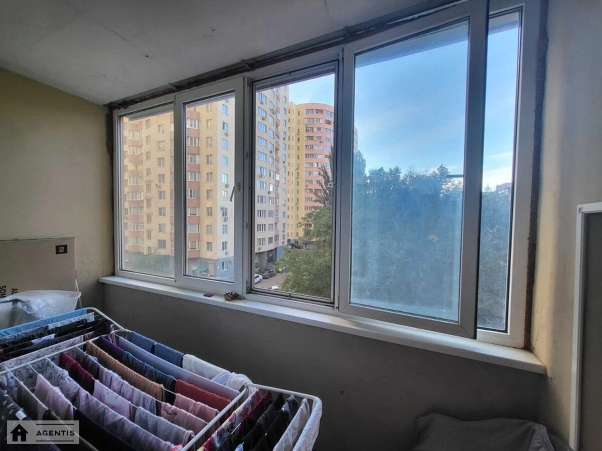 Сдам квартиру. 2 rooms, 72 m², 4th floor/25 floors. Олевская, Киев. 
