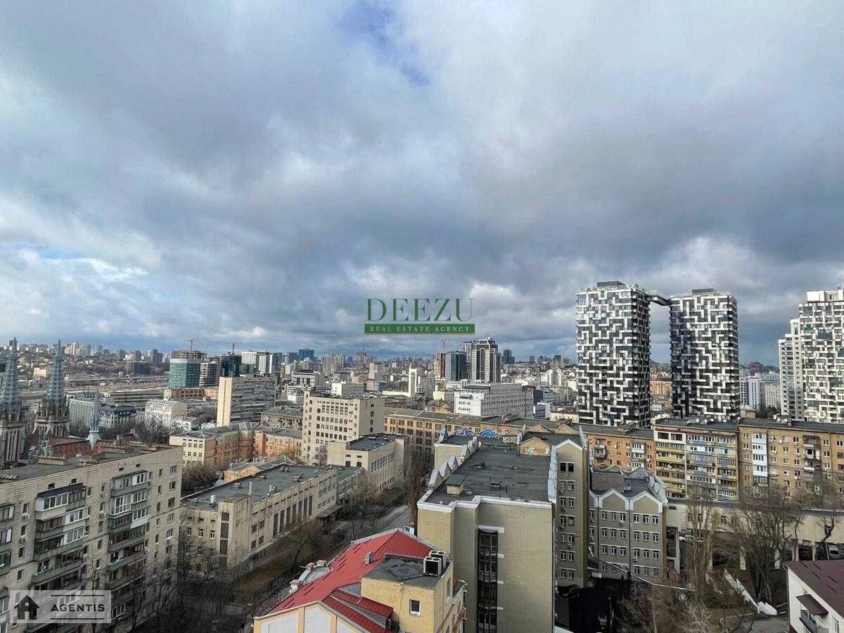 Сдам квартиру. 4 rooms, 168 m², 10th floor/11 floors. 8, Лабораторная 8, Киев. 