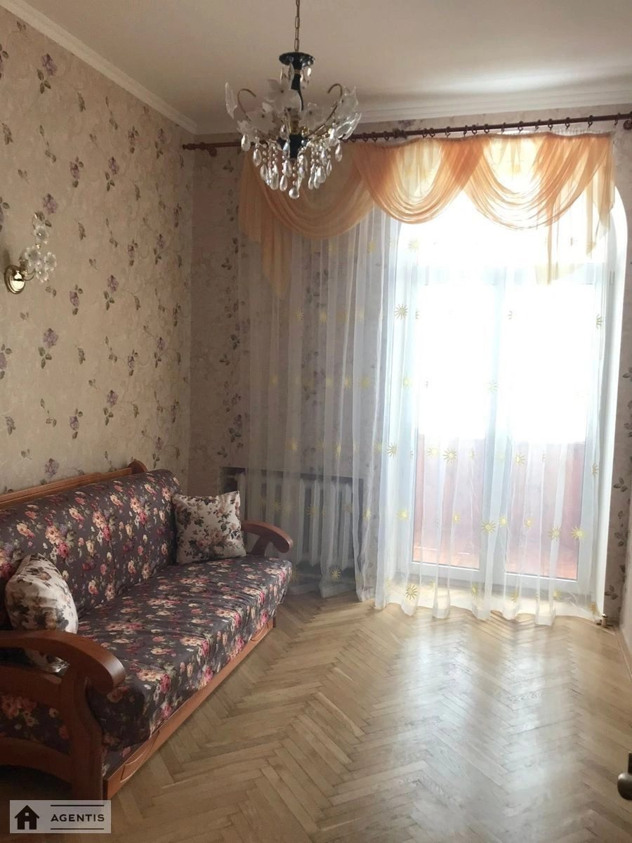 Apartment for rent 4 rooms, 120 m², 4th fl./6 floors. 7, Akademika Bohomoltsya vul., Kyiv. 