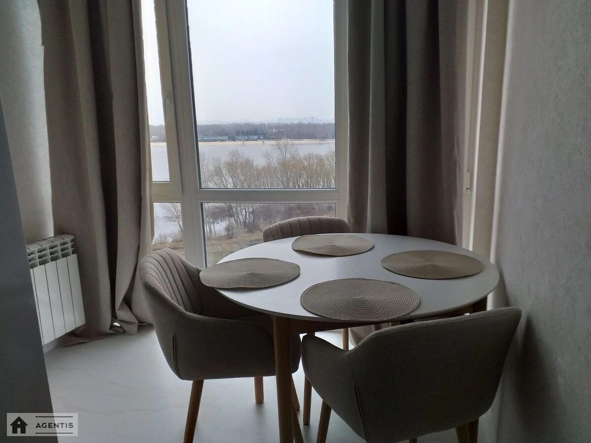 Apartment for rent. 2 rooms, 70 m², 10th floor/18 floors. 2, Volodymyra Ivasyuka prosp. Heroyiv Stalinhrada, Kyiv. 
