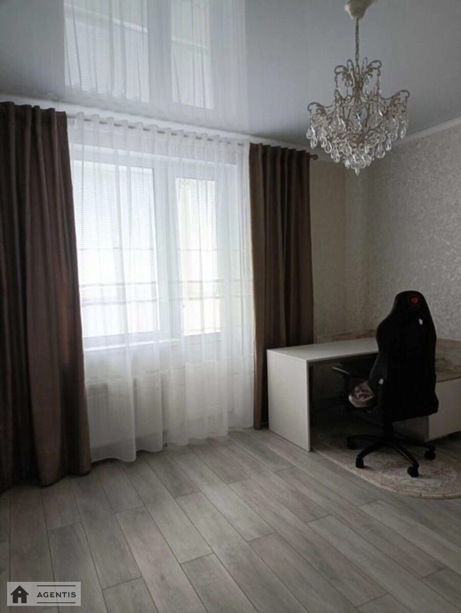 Apartment for rent. 2 rooms, 53 m², 18 floor/29 floors. 17, Kharkivske 17, Kyiv. 