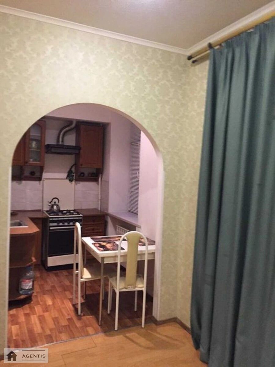 Apartment for rent. 1 room, 36 m², 2nd floor/7 floors. 103, Sichovyh Strliltsiv 103, Kyiv. 