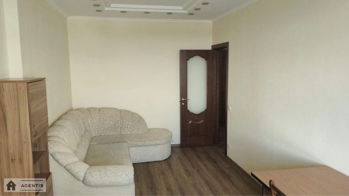 Apartment for rent. 3 rooms, 122 m², 16 floor/23 floors. Deputatska, Kyiv. 