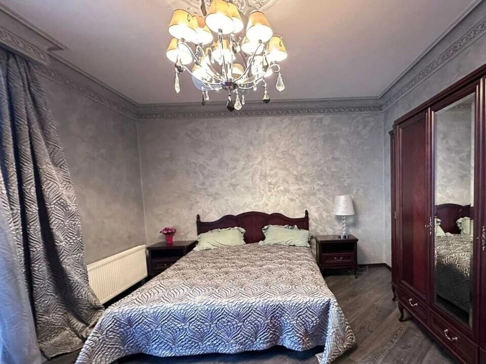 Apartment for rent. 3 rooms, 120 m², 6th floor/10 floors. 23, Nazarivska vul. Borysa Vyetrova, Kyiv. 