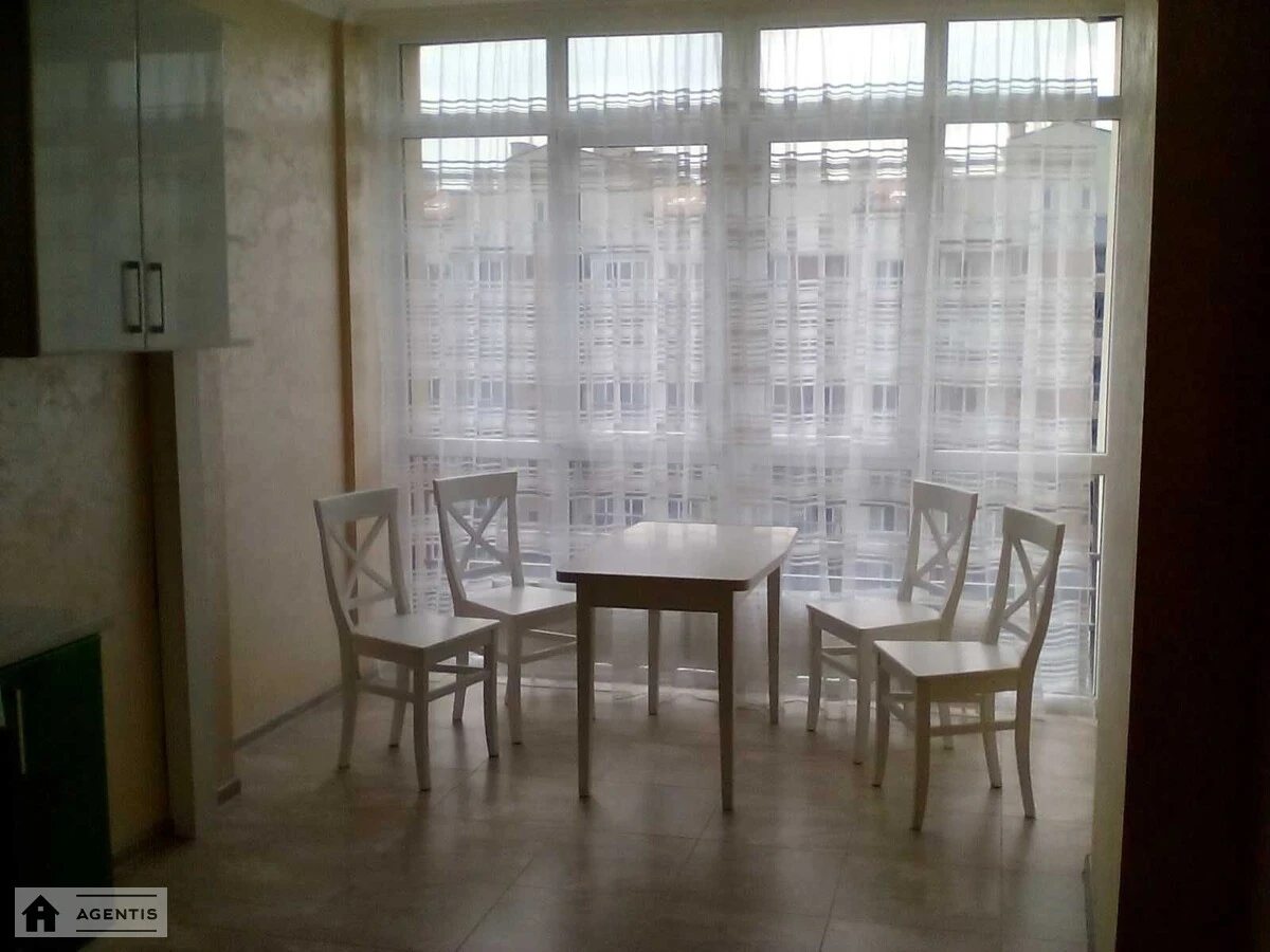 Сдам квартиру. 1 room, 43 m², 5th floor/6 floors. Метрологическая, Киев. 