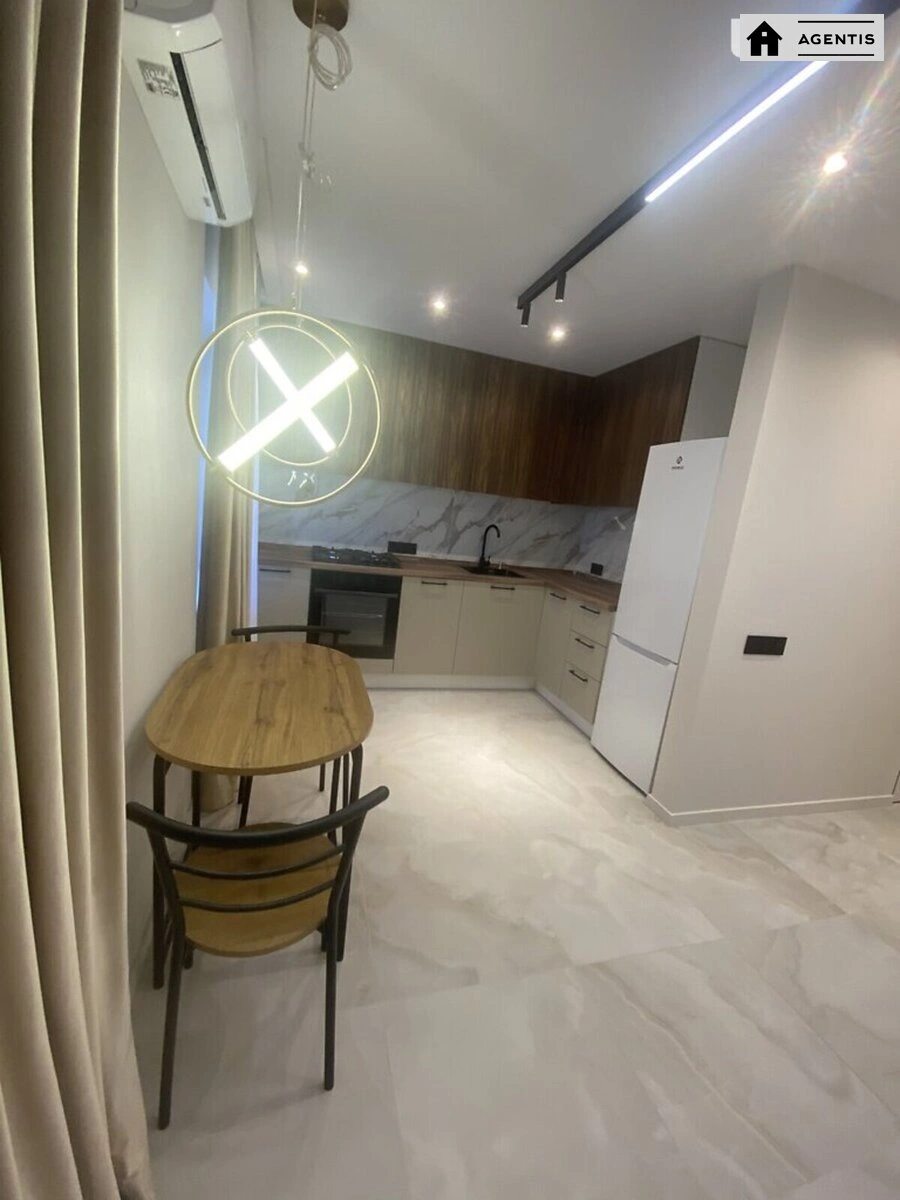 Apartment for rent. 1 room, 36 m², 2nd floor/5 floors. 6, Akademika Biletskoho vul., Kyiv. 