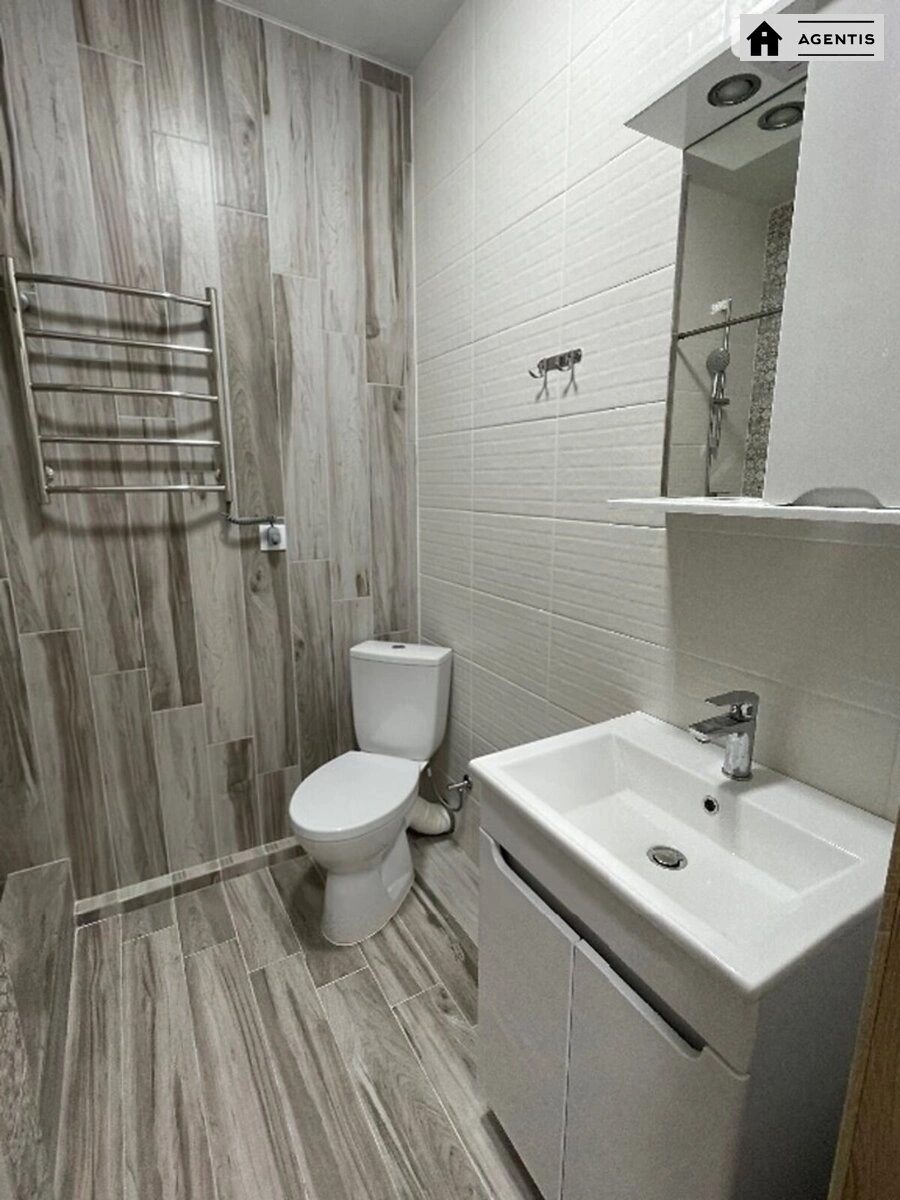 Apartment for rent. 1 room, 28 m², 15 floor/24 floors. 9, Sim 700yi Steshenkiv , Kyiv. 
