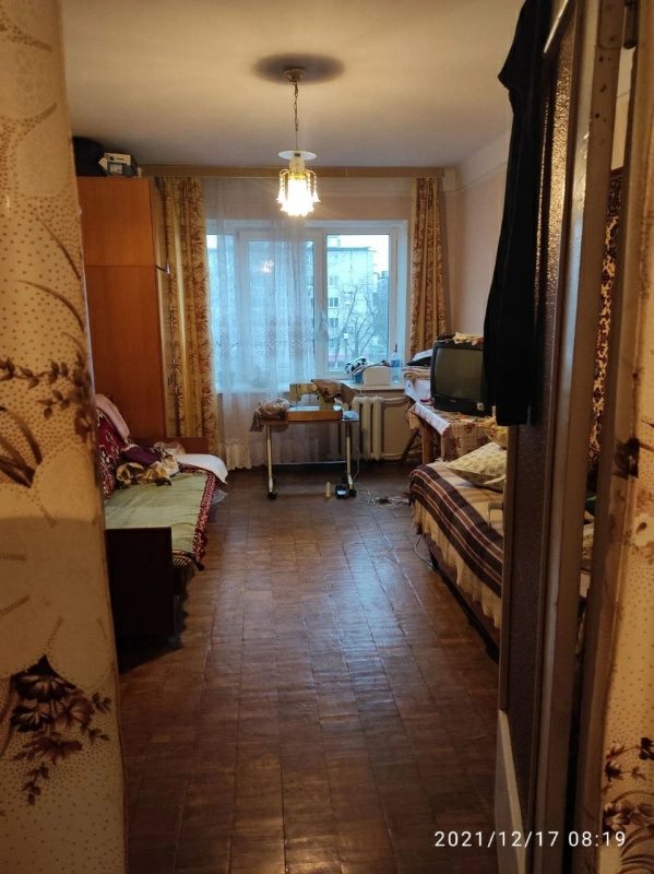 Apartments for sale. 2 rooms, 46 m², 3rd floor/5 floors. 6, Enerhetykov, Ukraynka. 