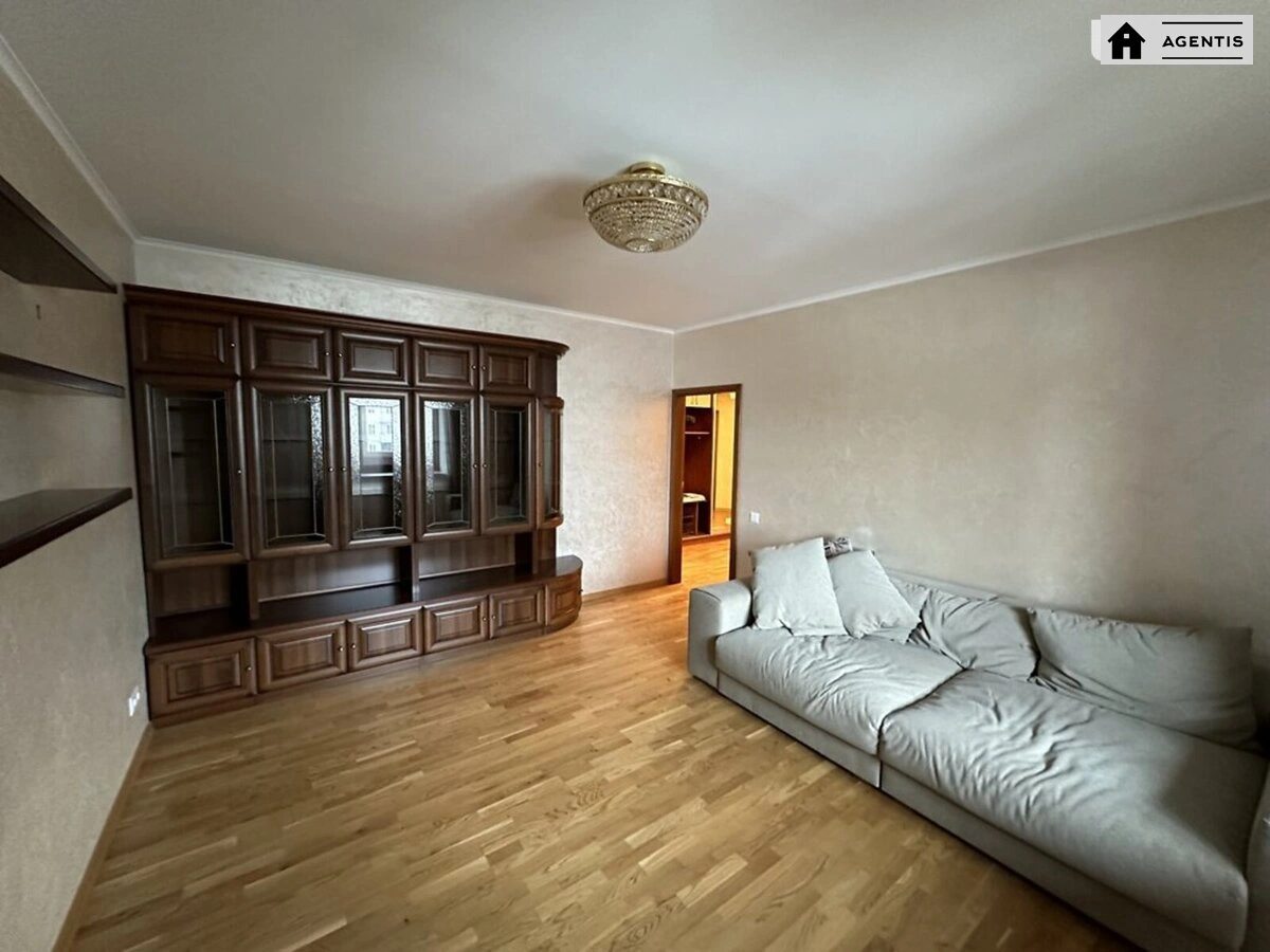 Здам квартиру. 3 rooms, 91 m², 6th floor/16 floors. 11, Вишняківська 11, Київ. 