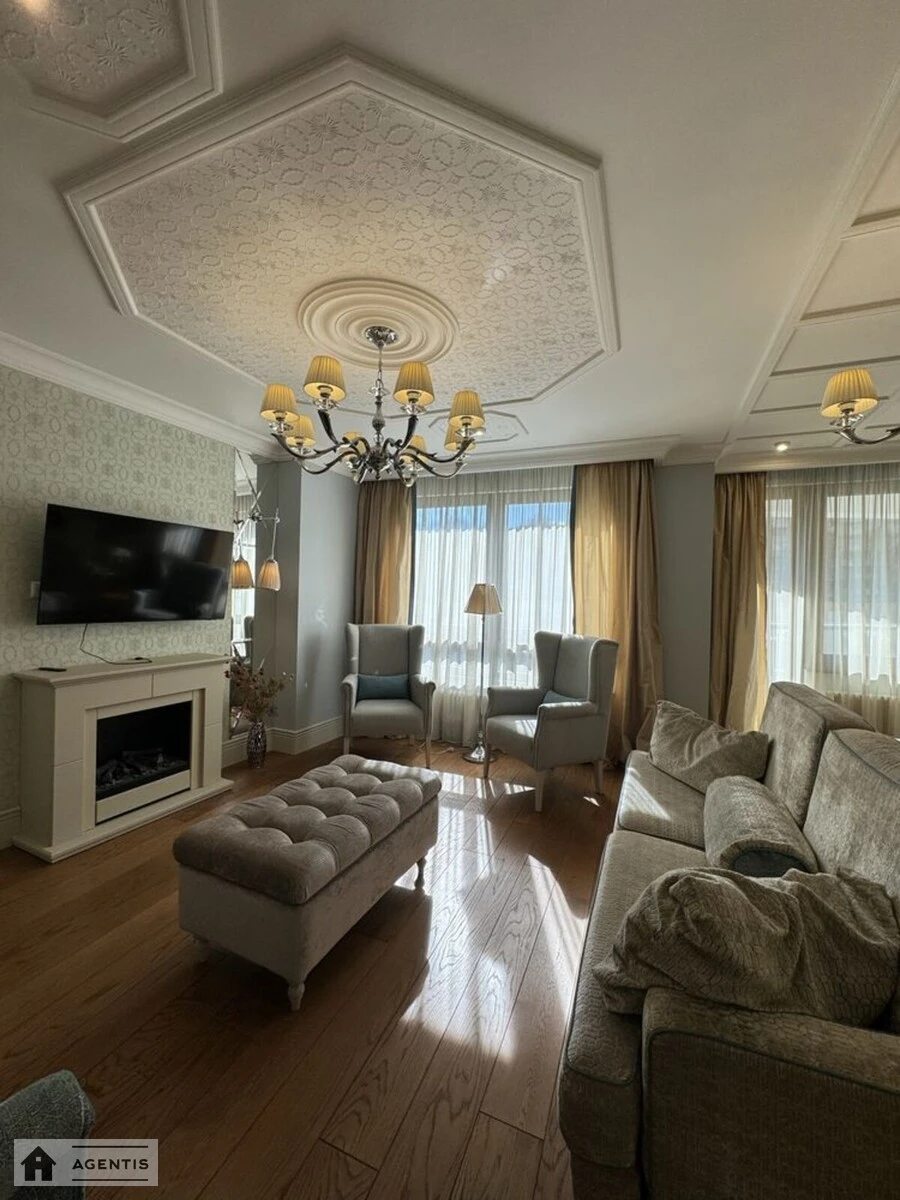 Сдам квартиру. 1 room, 64 m², 3rd floor/23 floors. Жилянская, Киев. 