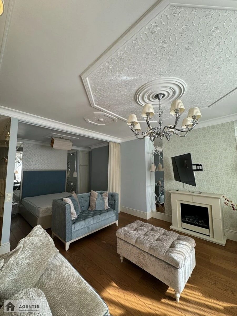 Apartment for rent. 1 room, 64 m², 3rd floor/23 floors. Zhylyanska, Kyiv. 